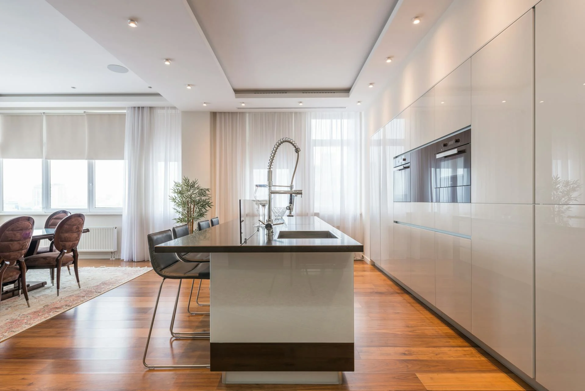 Condominium Cleaning: Meeting the Unique Needs of Residential Buildings